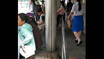 Public jerking at bus station 23/9 park in Ho Chi Minh city - suc cac soc lo cong cong